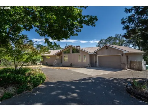 343 Zeigler Court Roseburg OR 97471