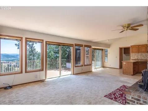 343 Zeigler Court Roseburg OR 97471