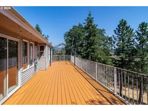 343 Zeigler Court Roseburg OR 97471