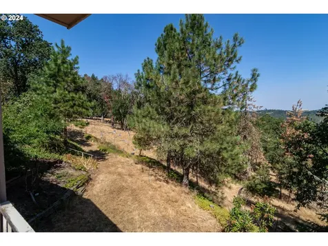 343 Zeigler Court Roseburg OR 97471