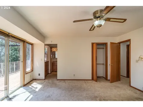 343 Zeigler Court Roseburg OR 97471
