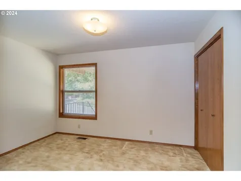 343 Zeigler Court Roseburg OR 97471