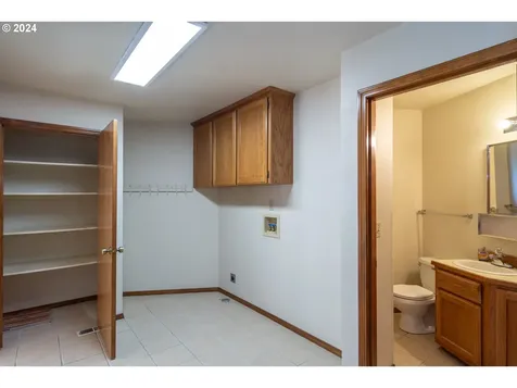 343 Zeigler Court Roseburg OR 97471