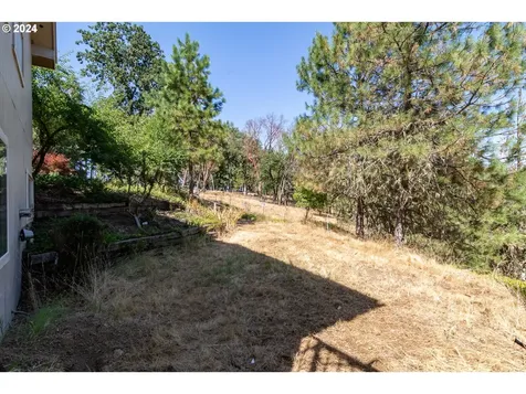 343 Zeigler Court Roseburg OR 97471