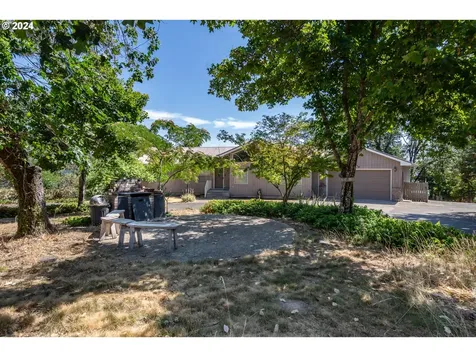 343 Zeigler Court Roseburg OR 97471
