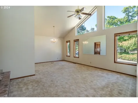 343 Zeigler Court Roseburg OR 97471