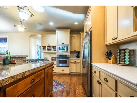 11026 Sw Madrone Court Tualatin OR 97062