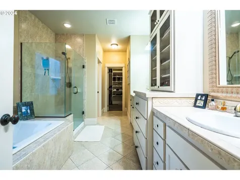 11026 Sw Madrone Court Tualatin OR 97062