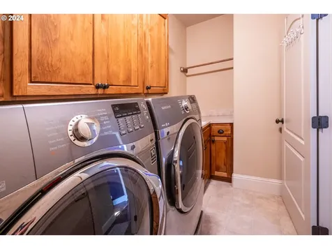11026 Sw Madrone Court Tualatin OR 97062