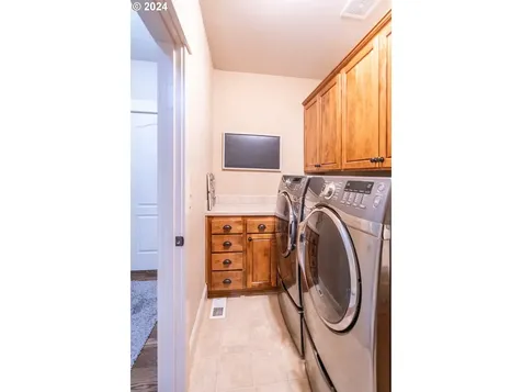 11026 Sw Madrone Court Tualatin OR 97062