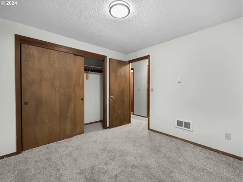 38250 SE Marcy Street Sandy OR 97055