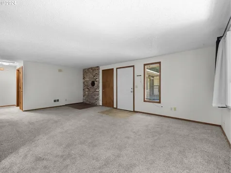 38250 SE Marcy Street Sandy OR 97055
