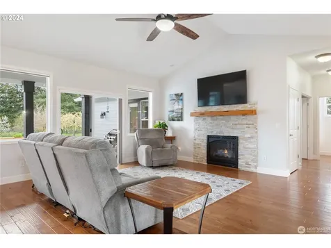 132 Venus Avenue Woodland WA 98674