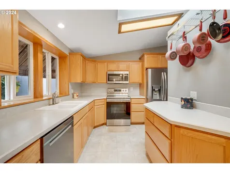 24725 S Beavercreek Road Beavercreek OR 97004