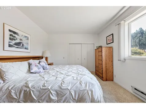 36569 Cedar Hills Drive Pleasant Hill OR 97455