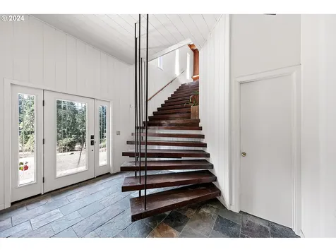 36569 Cedar Hills Drive Pleasant Hill OR 97455