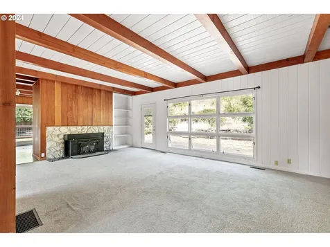 36569 Cedar Hills Drive Pleasant Hill OR 97455