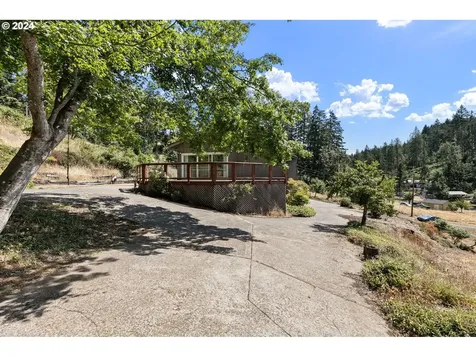 36569 Cedar Hills Drive Pleasant Hill OR 97455