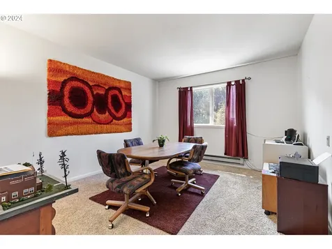 36569 Cedar Hills Drive Pleasant Hill OR 97455