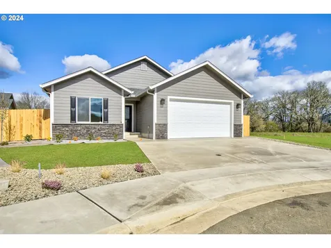 122 Citation Court Winston OR 97496