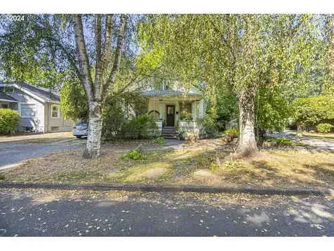 1745 Church Street SE Salem OR 97302