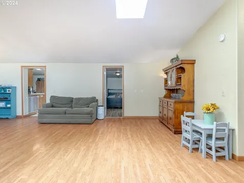 24487 Se Eagle Creek Road Eagle Creek OR 97022