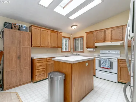 24487 Se Eagle Creek Road Eagle Creek OR 97022