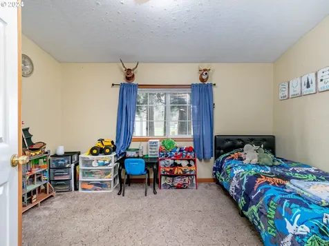 24487 Se Eagle Creek Road Eagle Creek OR 97022