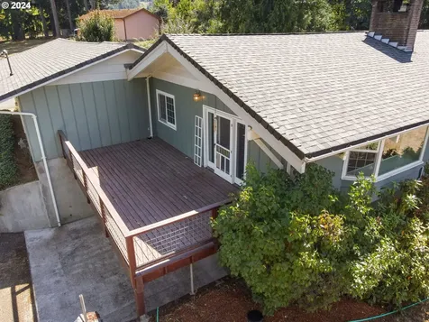 77621 S 6th Street Cottage Grove OR 97424