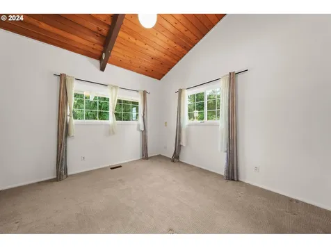 77621 S 6th Street Cottage Grove OR 97424