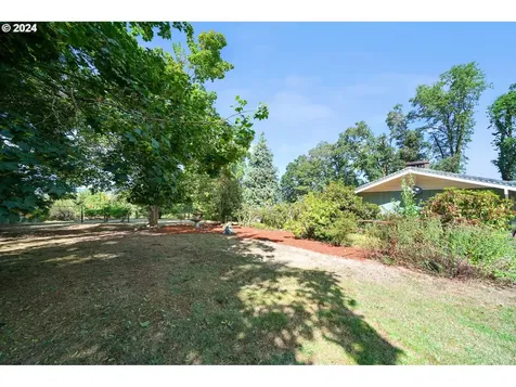 77621 S 6th Street Cottage Grove OR 97424