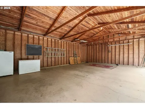 77621 S 6th Street Cottage Grove OR 97424