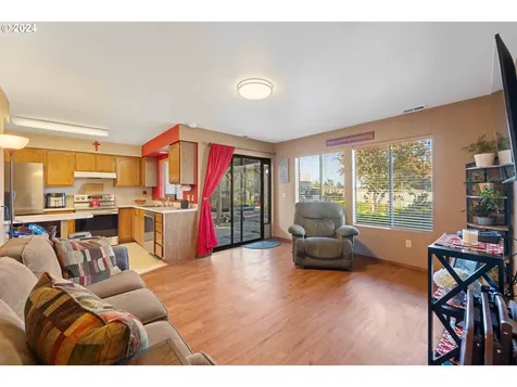 2680 Virginia Avenue North Bend OR 97459