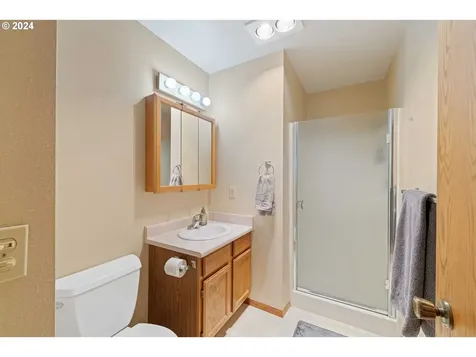 2680 Virginia Avenue North Bend OR 97459
