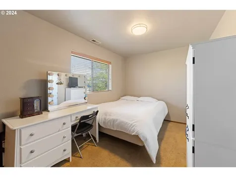 2680 Virginia Avenue North Bend OR 97459