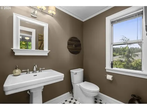 11508 SW 27th Avenue Portland OR 97219