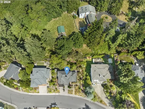 11508 SW 27th Avenue Portland OR 97219