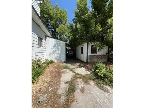 205 Harrison Avenue La Grande OR 97850