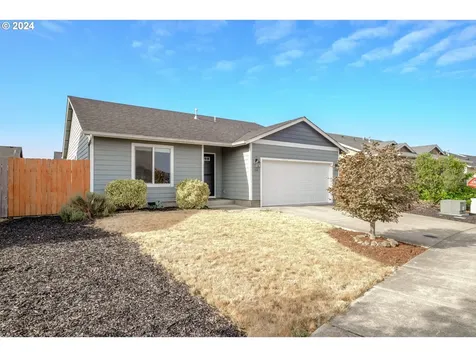 162 E Joy Street Lebanon OR 97355
