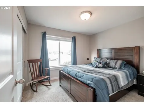 162 E Joy Street Lebanon OR 97355