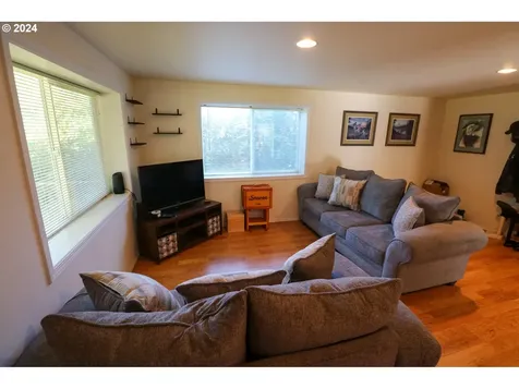 91181 Tarheel Lane Coos Bay OR 97420