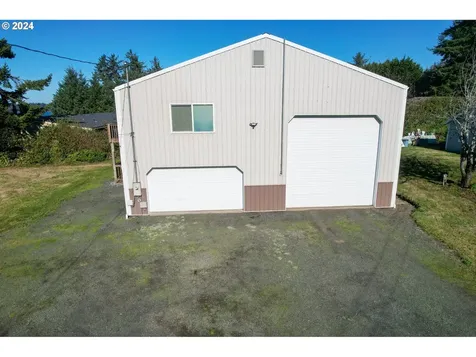 91181 Tarheel Lane Coos Bay OR 97420