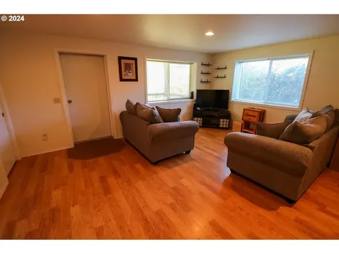 91181 Tarheel Lane Coos Bay OR 97420