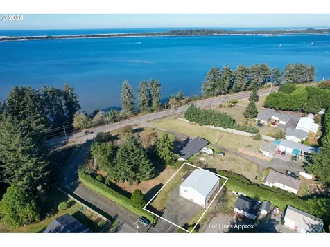 91181 Tarheel Lane Coos Bay OR 97420