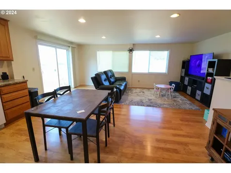 91181 Tarheel Lane Coos Bay OR 97420