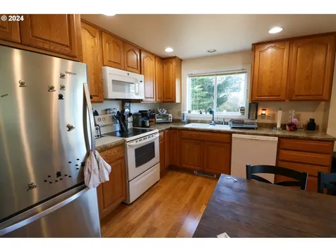 91181 Tarheel Lane Coos Bay OR 97420