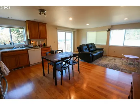 91181 Tarheel Lane Coos Bay OR 97420