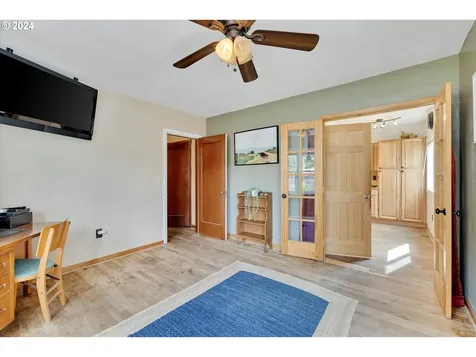 800 W 9th Street The Dalles OR 97058