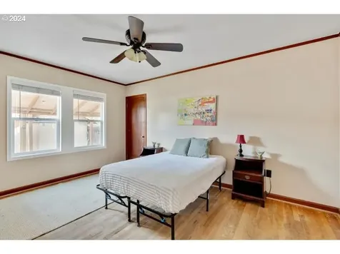 800 W 9th Street The Dalles OR 97058