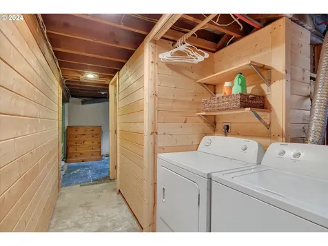800 W 9th Street The Dalles OR 97058